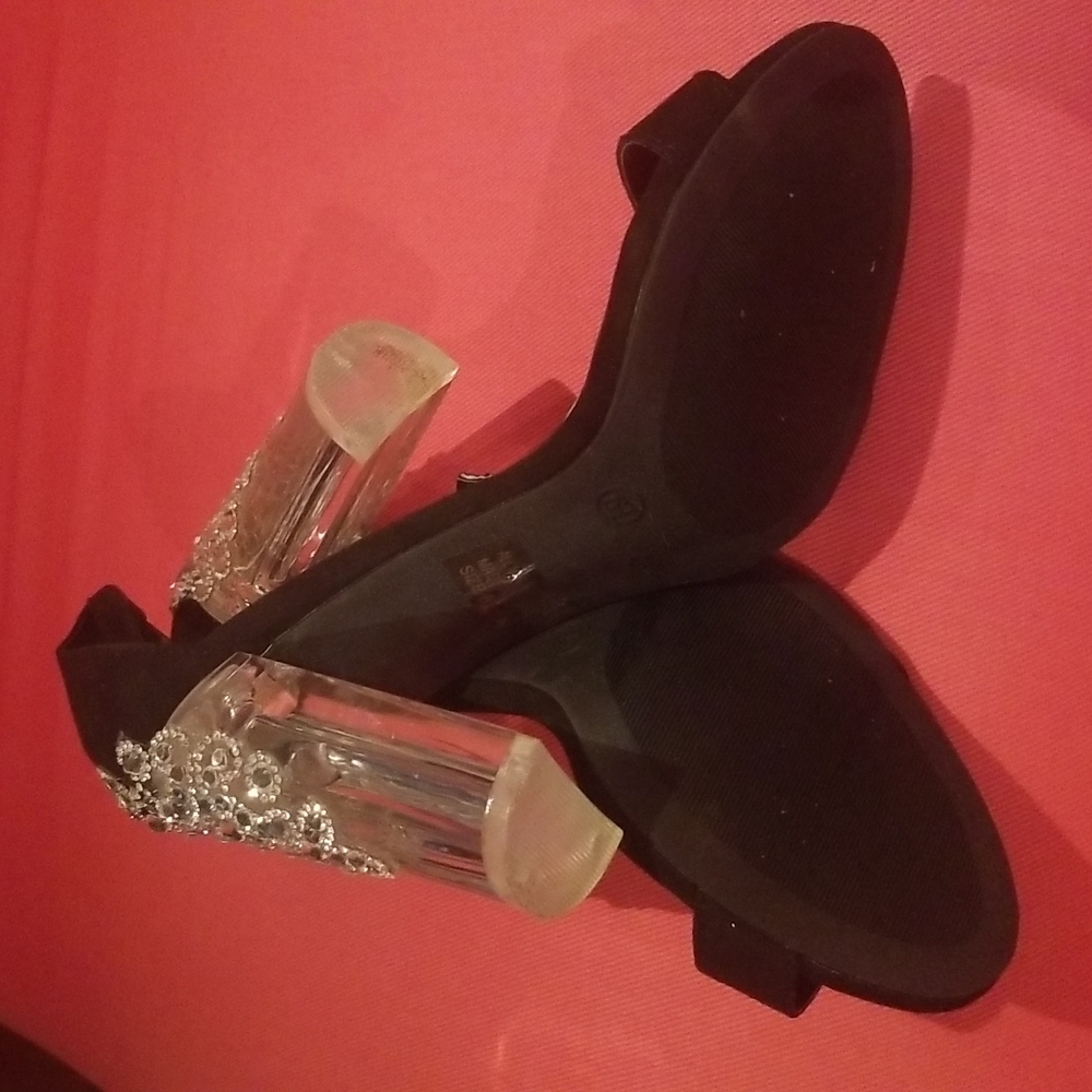 ❤  Wild Diva Suede like Strap w/Crystal Clear Heel - Size 6 1/2 - Picture 4 of 8